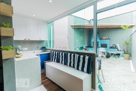 Casa à venda com 197m², 3 quartos e 2 vagas Casa à venda com 197m², 3 quartos e 2 vagasÁrea de Serviço