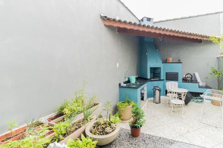 Casa à venda com 197m², 3 quartos e 2 vagas Casa à venda com 197m², 3 quartos e 2 vagasQuintal