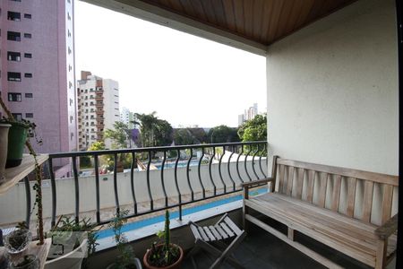 Apartamento à venda com 87m², 3 quartos e 2 vagasVaranda