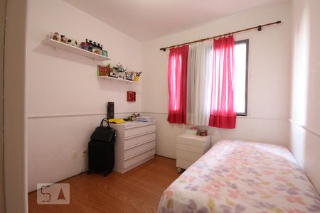 Apartamento à venda com 87m², 3 quartos e 2 vagasQuarto 2