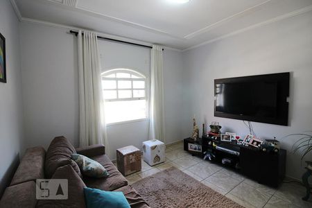 Casa à venda com 175m², 3 quartos e 2 vagasQuarto 2