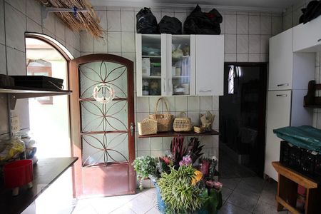 Casa à venda com 175m², 3 quartos e 2 vagasCozinha 2