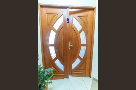 Apartamento à venda com 180m², 4 quartos e 4 vagas Apartamento à venda com 180m², 4 quartos e 4 vagasHall de Entrada