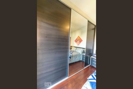 Apartamento à venda com 180m², 4 quartos e 4 vagas Apartamento à venda com 180m², 4 quartos e 4 vagasSuíte 2 - Armários