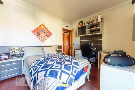 Apartamento à venda com 180m², 4 quartos e 4 vagas Apartamento à venda com 180m², 4 quartos e 4 vagasSuíte 2