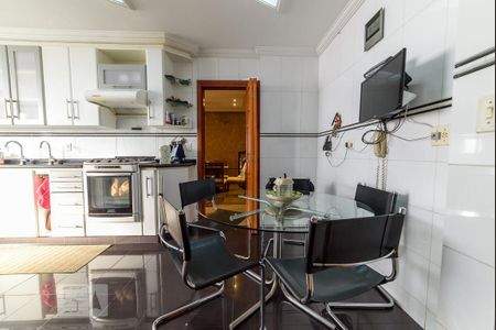 Apartamento à venda com 180m², 4 quartos e 4 vagas Apartamento à venda com 180m², 4 quartos e 4 vagasCopa
