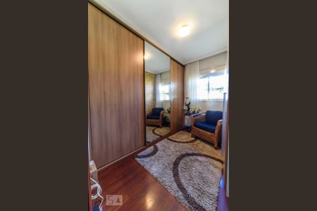 Apartamento à venda com 180m², 4 quartos e 4 vagas Apartamento à venda com 180m², 4 quartos e 4 vagasQuarto