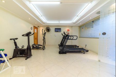 Apartamento à venda com 180m², 4 quartos e 4 vagas Apartamento à venda com 180m², 4 quartos e 4 vagasÁrea comum - Academia