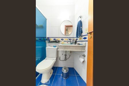 Apartamento à venda com 180m², 4 quartos e 4 vagas Apartamento à venda com 180m², 4 quartos e 4 vagasBanheiro da Suíte 2