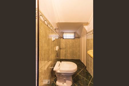 Casa à venda com 198m², 3 quartos e 2 vagasLavabo