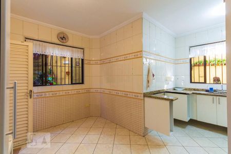 Casa à venda com 198m², 3 quartos e 2 vagasCozinha