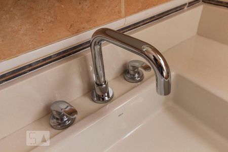 Casa à venda com 198m², 3 quartos e 2 vagasSuíte - Quarto 3