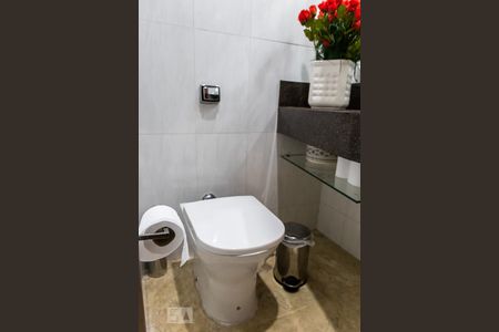 Casa à venda com 375m², 4 quartos e 4 vagasLavabo