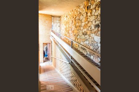 Casa à venda com 375m², 4 quartos e 4 vagasCorredor