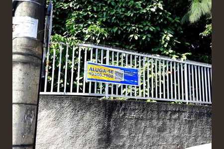 Casa à venda com 375m², 4 quartos e 4 vagasPlaquinha