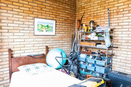 Casa à venda com 375m², 4 quartos e 4 vagasQuarto de Serviço