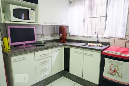 Casa à venda com 350m², 3 quartos e 1 vagaCasa 1 - Cozinha