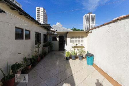 Casa à venda com 275m², 4 quartos e 8 vagasQuintal