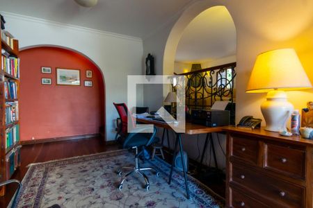 Casa à venda com 608m², 3 quartos e 6 vagas Casa à venda com 608m², 3 quartos e 6 vagasSala 3