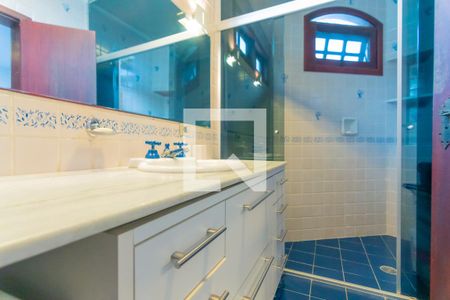 Casa à venda com 608m², 3 quartos e 6 vagas Casa à venda com 608m², 3 quartos e 6 vagasBanheiro da suíte 3