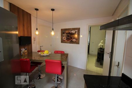 Apartamento à venda com 150m², 3 quartos e 3 vagasCozinha 