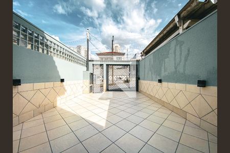 Casa à venda com 160m², 3 quartos e 2 vagas Casa à venda com 160m², 3 quartos e 2 vagasÁrea comum