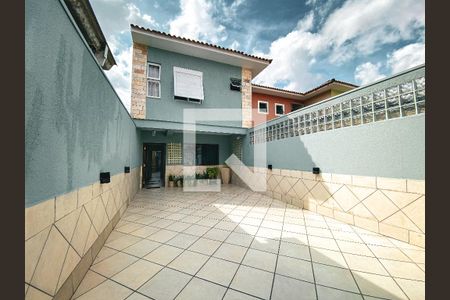Casa à venda com 160m², 3 quartos e 2 vagas Casa à venda com 160m², 3 quartos e 2 vagasÁrea comum