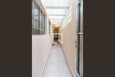 Casa à venda com 140m², 3 quartos e 2 vagasEntrada Lateral