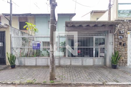 Casa à venda com 140m², 3 quartos e 2 vagasFachada
