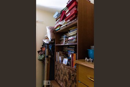 Casa à venda com 168m², 3 quartos e 2 vagas Casa à venda com 168m², 3 quartos e 2 vagasQuarto 2