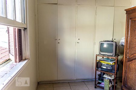 Casa à venda com 168m², 3 quartos e 2 vagas Casa à venda com 168m², 3 quartos e 2 vagasQuarto 3