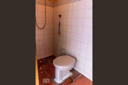 Casa à venda com 168m², 3 quartos e 2 vagas Casa à venda com 168m², 3 quartos e 2 vagasBanheiro de Serviço