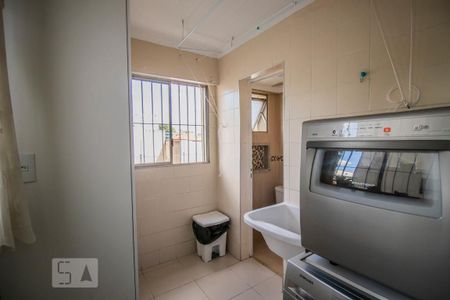 Apartamento à venda com 64m², 2 quartos e 1 vagaÁrea de Serviço