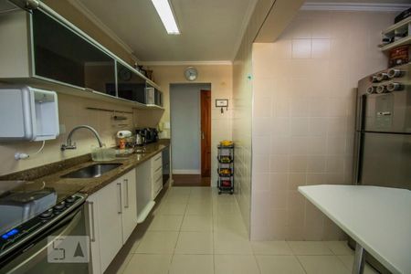 Apartamento à venda com 64m², 2 quartos e 1 vagaCozinha