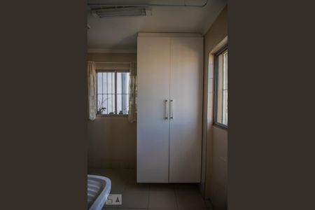 Apartamento à venda com 64m², 2 quartos e 1 vagaÁrea de Serviço