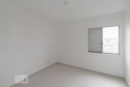 Quarto 1 de apartamento para alugar com 2 quartos, 50m² em Vila Marieta, São Paulo