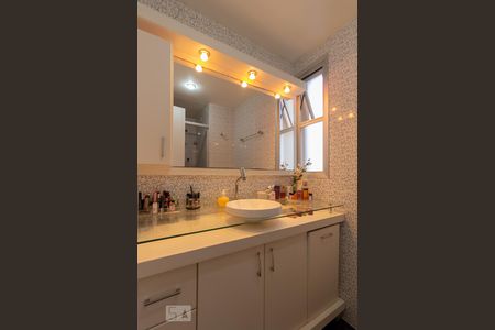 Apartamento à venda com 69m², 3 quartos e 1 vagabanheiro social