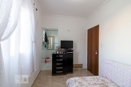 Casa à venda com 230m², 2 quartos e 1 vagaQuarto 2 suíte