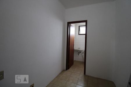 Apartamento para alugar com 235m², 3 quartos e 2 vagasQuarto de Serviço