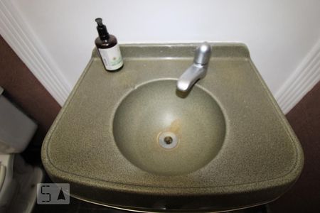 Apartamento para alugar com 235m², 3 quartos e 2 vagasLavabo