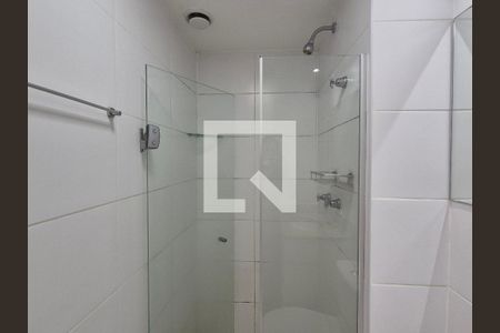 Apartamento à venda com 70m², 2 quartos e 1 vaga Apartamento à venda com 70m², 2 quartos e 1 vagaBanheiro da Suíte