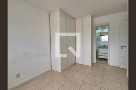 Apartamento à venda com 70m², 2 quartos e 1 vaga Apartamento à venda com 70m², 2 quartos e 1 vagaSuíte