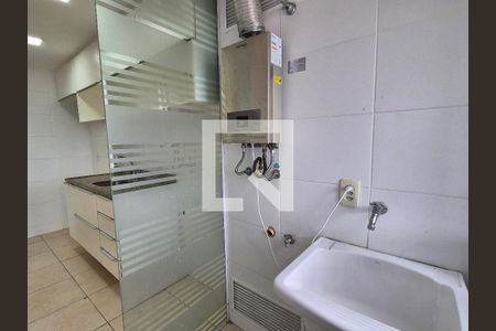 Apartamento à venda com 70m², 2 quartos e 1 vaga Apartamento à venda com 70m², 2 quartos e 1 vagaÁrea de Serviço