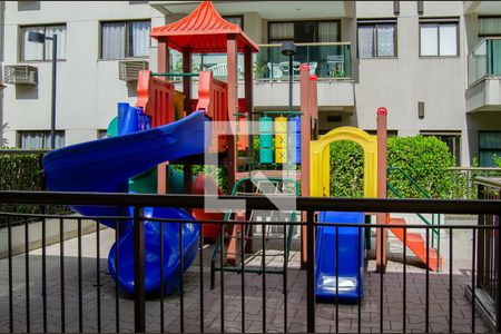 Apartamento à venda com 70m², 2 quartos e 1 vaga Apartamento à venda com 70m², 2 quartos e 1 vagaÁrea comum