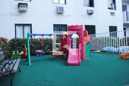 Apartamento à venda com 50m², 2 quartos e sem vagaÁrea Comum - Playground