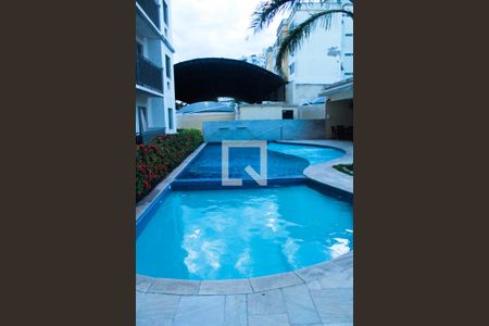 Apartamento à venda com 50m², 2 quartos e sem vagaÁrea comum - Piscina