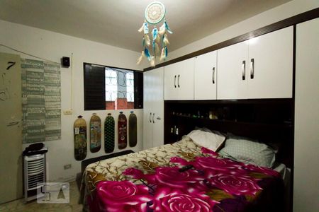 Casa à venda com 250m², 3 quartos e 2 vagasEdícula - Quarto