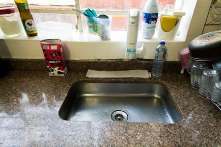 Casa à venda com 250m², 3 quartos e 2 vagasEdícula - Cozinha