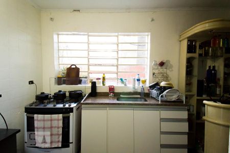 Casa à venda com 250m², 3 quartos e 2 vagasEdícula - Cozinha