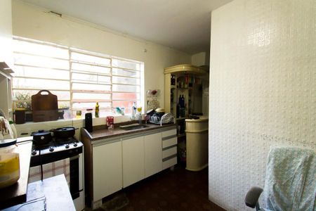 Casa à venda com 250m², 3 quartos e 2 vagasEdícula - Cozinha